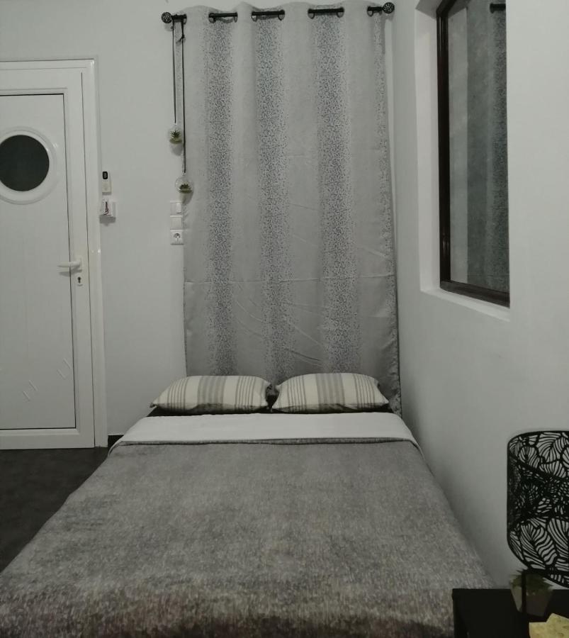 Comfortbnb -Sabbia Calda 8 Períssa Extérieur photo